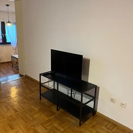 Ruhige Lage I Netflix I Kueche I Leichter Check-in Appartement *